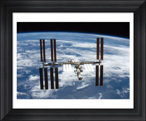 Framed STS-126  ISS Flyaround Print