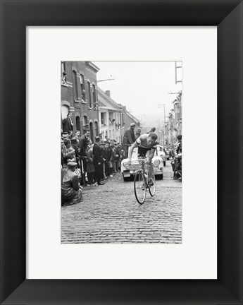 Framed Jaap Kersten in Geraardsbergen Tour de france 1961 Print