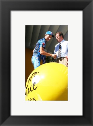Framed Marcos Serrano, Bernard Hinault, Tour de Francia 2005 Print