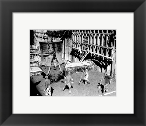 Framed Concrete workers on the Hoover dam Print