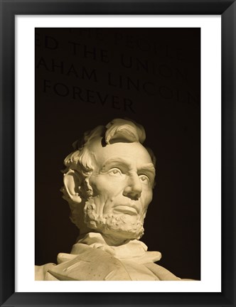 Framed High section view of a statue, Lincoln Memorial, Washington DC, USA Print