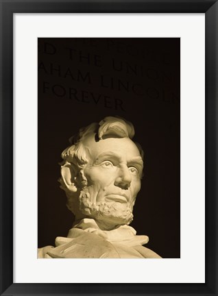 Framed High section view of a statue, Lincoln Memorial, Washington DC, USA Print