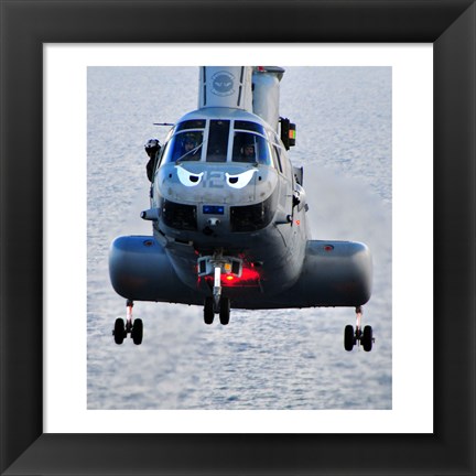 Framed Marine CH-46E helicopter Print