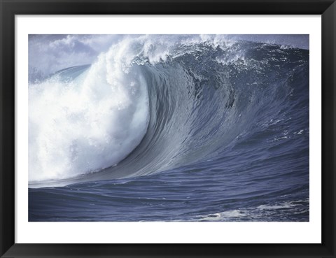 Framed Close-up of waves in the sea crashing Print