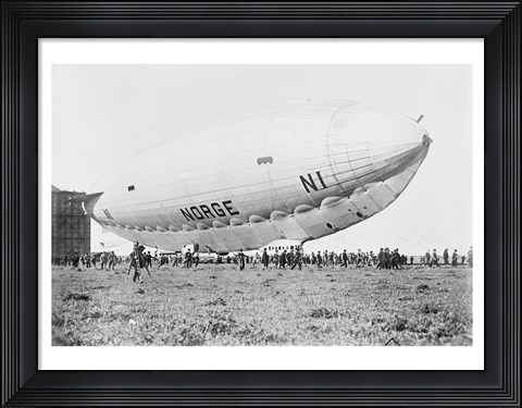 Framed Norge Blimp Closeup Print