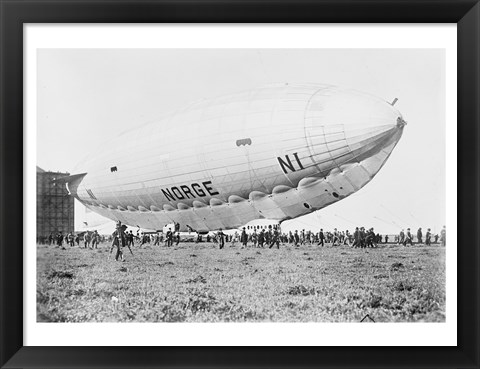 Framed Norge Blimp Closeup Print