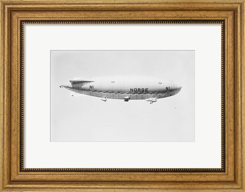 Framed Norge Blimp Flying Print