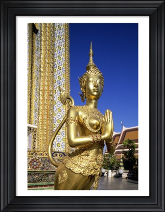 Framed Temple of the Emerald Buddha, Bangkok, Thailand Print