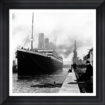 Framed Titanic at the docks of Southampton Print
