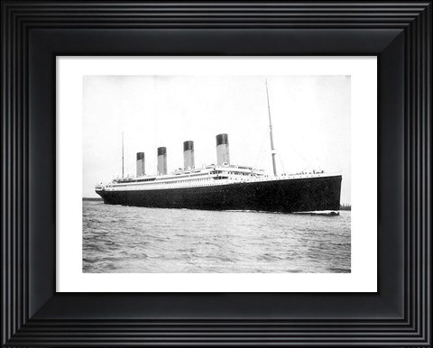 Framed Titanic B&amp;W Print