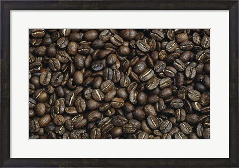 Framed Close-up of coffee beans Print