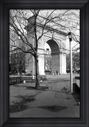Framed Arc de Triomphe in Washington Square Park Print