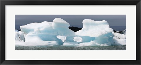 Framed Icebergs and volcanic ash, Jokulsarlon Lagoon, Iceland Print