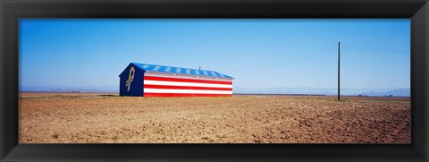 Framed Flag Barn on Highway 41, Fresno, California Print