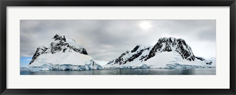 Framed Mountains and glaciers, Lemaire Channel, Antarctic Peninsula Print