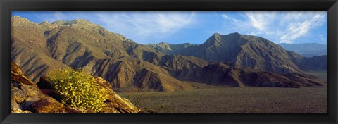 Framed Mountains in Anza Borrego Desert State Park, Borrego Springs, California, USA Print