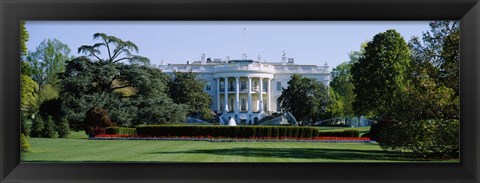 Framed Lawn in front of a government building, White House, Washington DC, USA Print