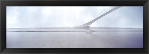 Framed Low angle view of an arch, Gateway Arch, St. Louis, Missouri Print