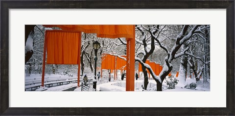 Framed Gates Project in Snow Print