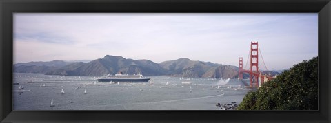 Framed Cruise ship approaching a suspension bridge, RMS Queen Mary 2, Golden Gate Bridge, San Francisco, California, USA Print