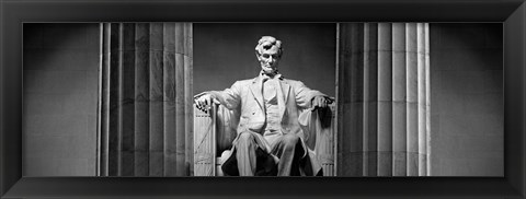 Framed Statue of Abraham Lincoln in a memorial, Lincoln Memorial, Washington DC Print