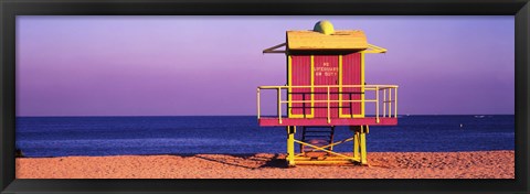 Framed Lifeguard Hut, Miami Beach, Florida, USA Print