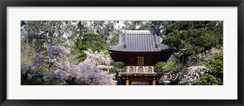 Framed Low angle view of entrance of a park, Japanese Tea Garden, Golden Gate Park, San Francisco, California, USA Print