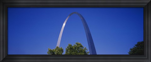 Framed Gateway Arch against a blue sky, St. Louis, Missouri Print