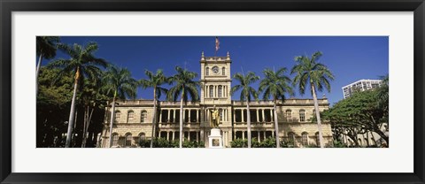 Framed Facade of a government building, Aliiolani Hale, Honolulu, Oahu, Honolulu County, Hawaii, USA Print