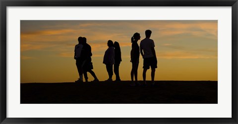 Framed Silhouette of people on a hill, Baldwin Hills Scenic Overlook, Los Angeles County, California, USA Print