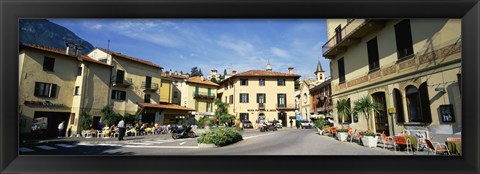 Framed Tourists Sitting At An Outdoor Cafe, Menaggio, Italy Print