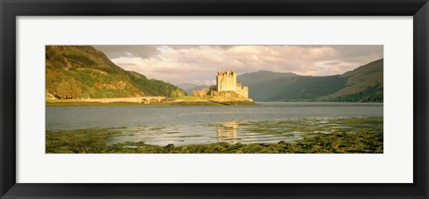 Framed Eilean Donan Castle Highlands Scotland Print