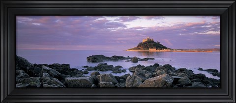 Framed Castle on top of a hill, St Michael&#39;s Mount, Cornwall, England Print