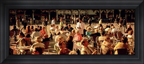 Framed Tourists at a sidewalk cafe, Venice, Italy Print