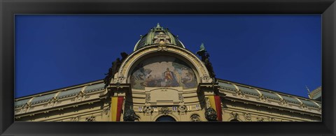 Framed Low Angle View of the Municipal House, Prague, Czech Republic Print