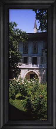 Framed Formal garden in front of a building, Baghdad Pavilion, Topkapi Palace, Istanbul, Turkey Print