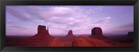 Framed Buttes at sunset, The Mittens, Merrick Butte, Monument Valley, Arizona, USA Print