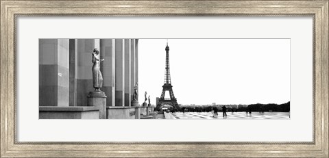 Framed Statues at a palace with a tower in the background, Eiffel Tower, Place Du Trocadero, Paris, Ile-De-France, France Print