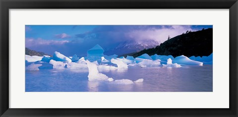 Framed Icebergs floating on water, Lago Grey, Patagonia, Chile Print