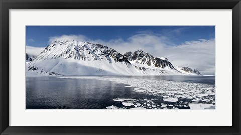 Framed Ice floes on water with a mountain range in the background, Magdalene Fjord, Spitsbergen, Svalbard Islands, Norway Print