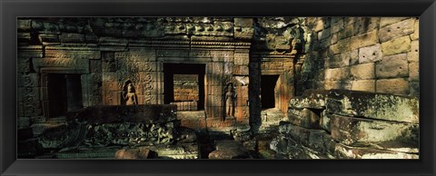 Framed Ruins of a temple, Preah Khan, Angkor, Cambodia Print