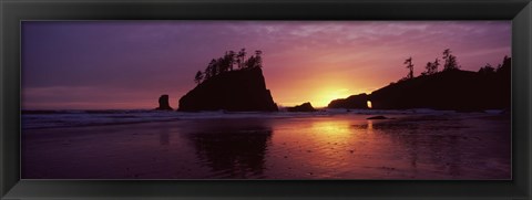 Framed Silhouette of seastacks at sunset, Second Beach, Washington State Print