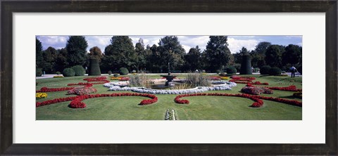 Framed Fountain in a garden, Belvedere Garden, Vienna, Austria Print