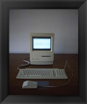 Framed Apple Macintosh Classic desktop PC Print