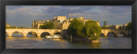 Framed Arch bridge over a river, Pont Neuf, Seine River, Isle de la Cite, Paris, Ile-de-France, France Print