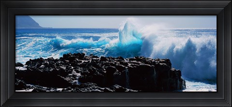 Framed Waves breaking on rocks Print