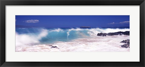 Framed Waves breaking on the rocks, Big Beach, Makena, Maui, Hawaii, USA Print