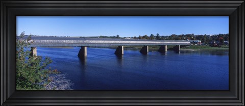 Framed Hartland Bridge, world&#39;s longest covered bridge across the Saint John&#39;s River, Hartland, New Brunswick, Canada Print
