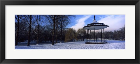 Framed Bandstand in snow, Regents Park, London, England Print