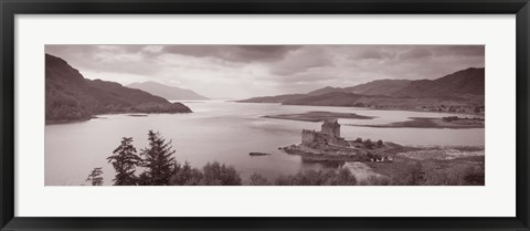 Framed Eilean Donan Castle on Loch Alsh &amp; Duich Scotland Print